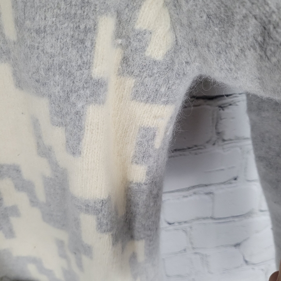 VALERIE STEVENS | vintage lambswool & angora blend 5 button cardigan sweater - Picture 5 of 10